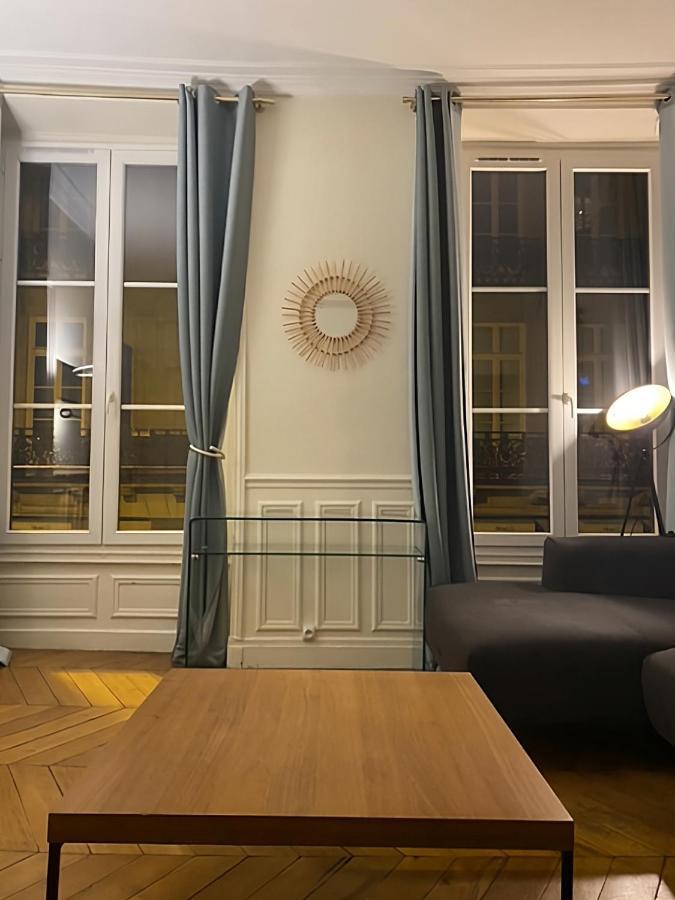 Spacious Apartment Next To Place Vendome París Exterior foto